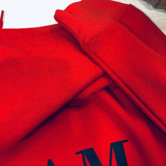 Crop fit comfortable red sweater new juniors M. - Picture 4 of 6